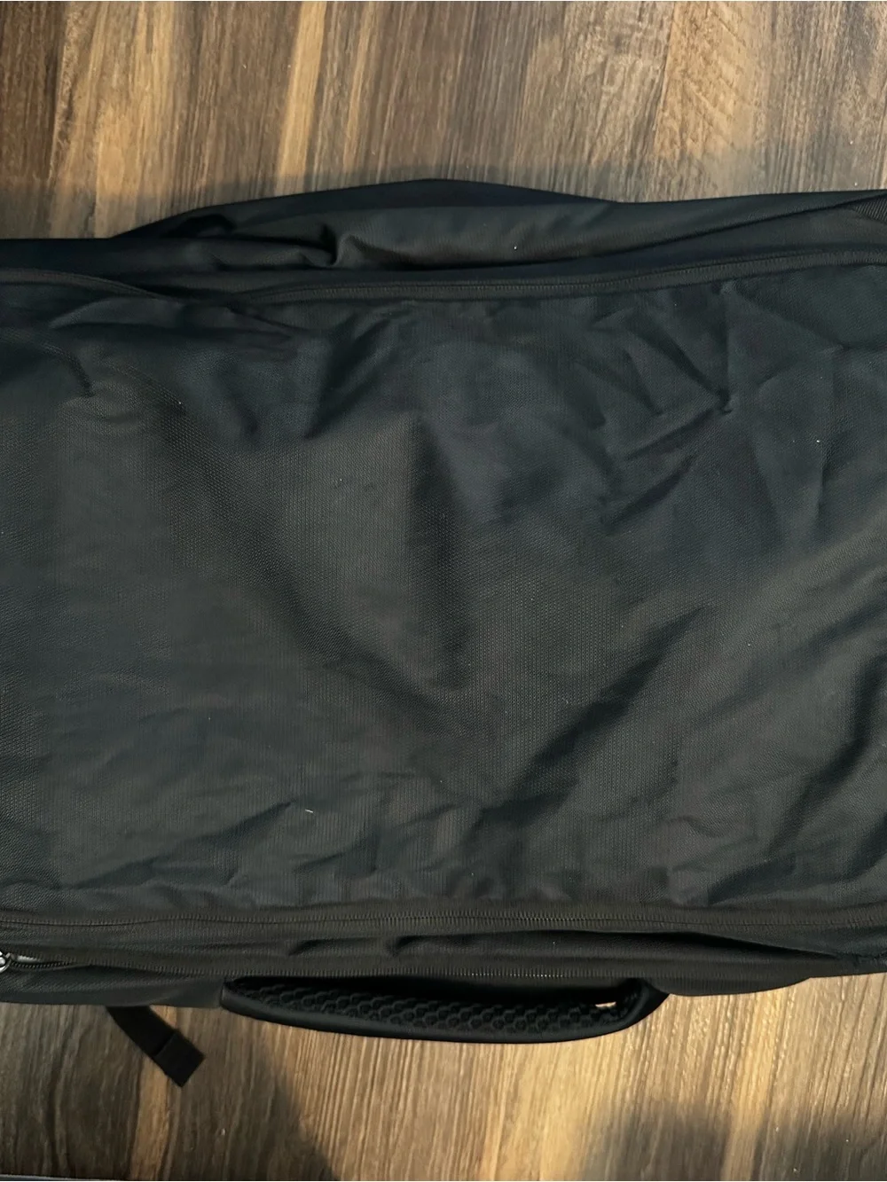Black Osprey Farpoint 40 Men's Travel Backpack